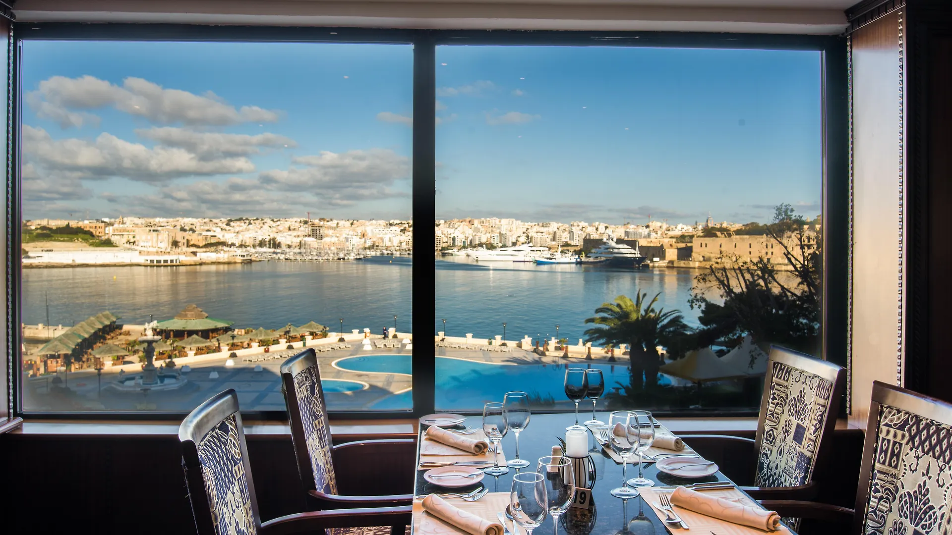 Grand Hotel Excelsior Floriana Resort