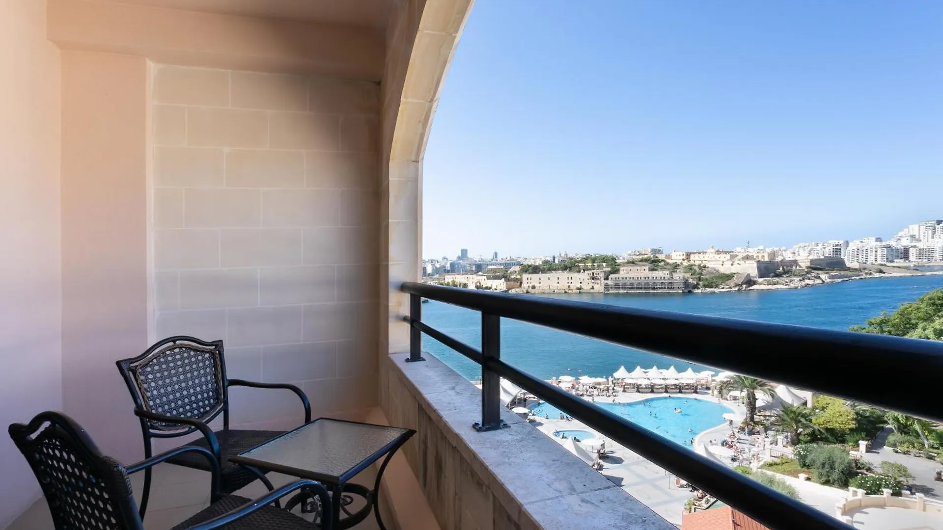 Grand Hotel Excelsior Floriana Resort