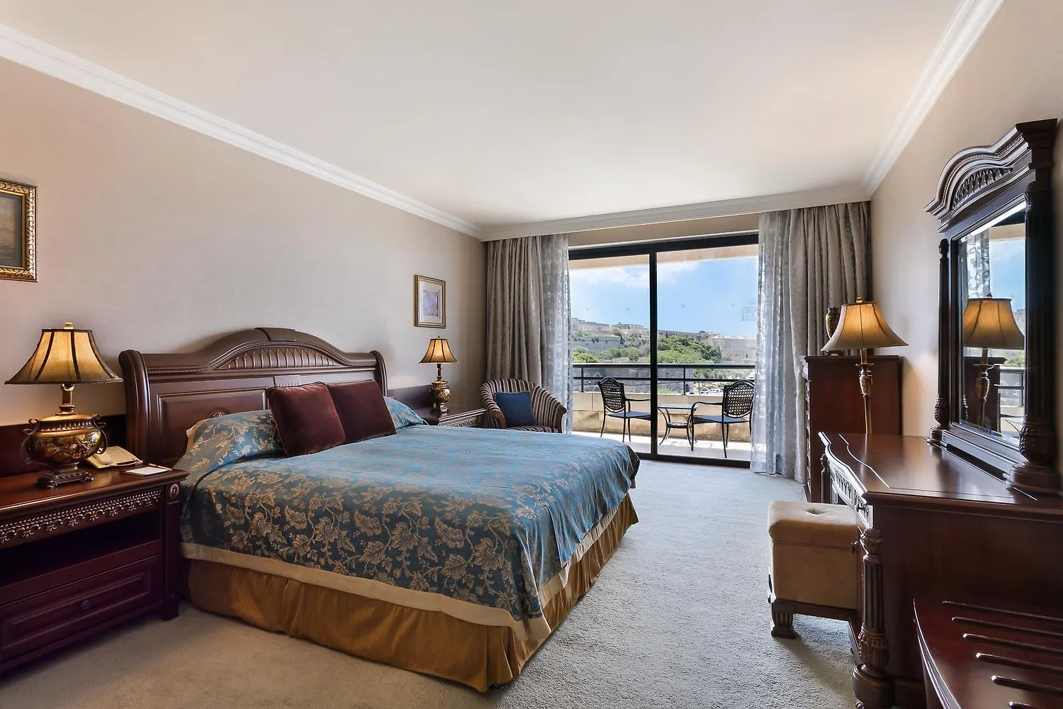 Grand Hotel Excelsior Floriana Resort