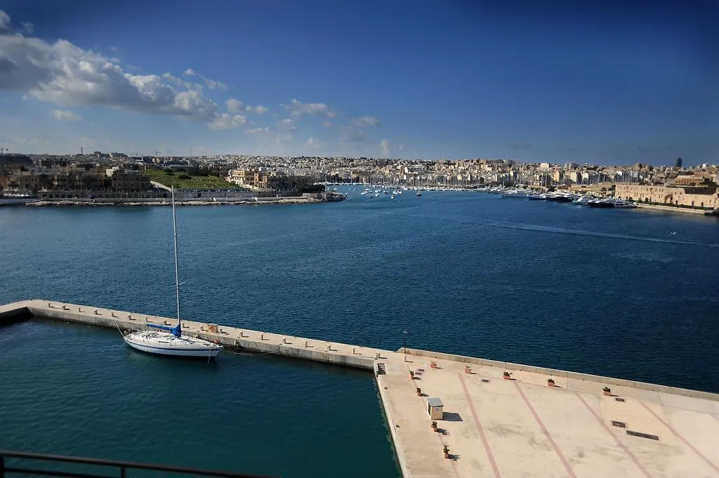 Grand Hotel Excelsior Floriana Resort
