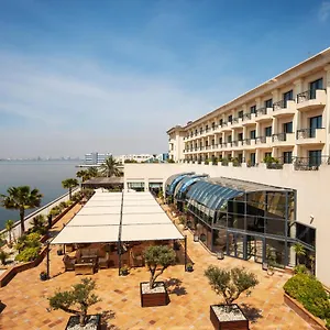 https://concorde-les-berges-du-lac.tunis-best-hotels.com