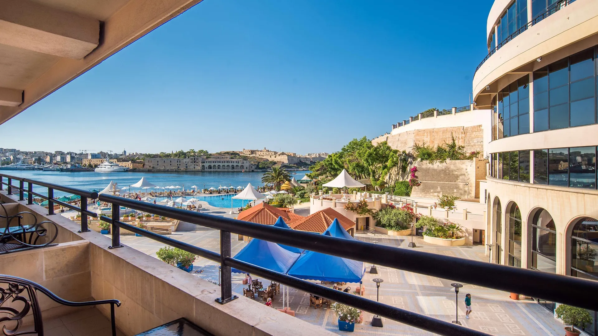 Grand Hotel Excelsior Floriana Üdülőközpont